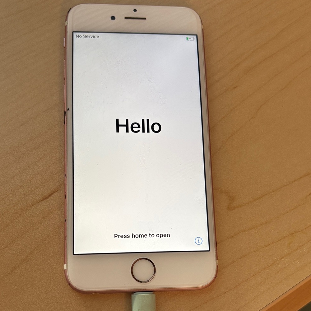 Apple iPhone 6s- Elegant Rose Gold Finish